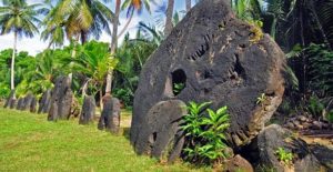 Uang dari batu (Pulau Yap, Kep. Solomon)