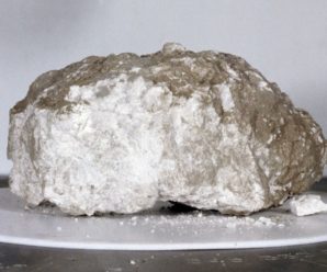 Meteorit Bulan Dengan Berat 13,5Kg Ditemukan di Inggris